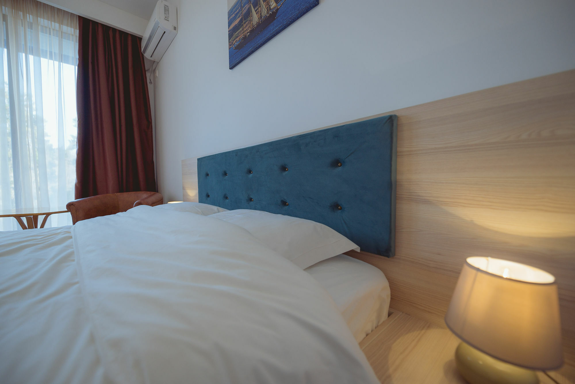 Q Hotel 넵툰 외부 사진