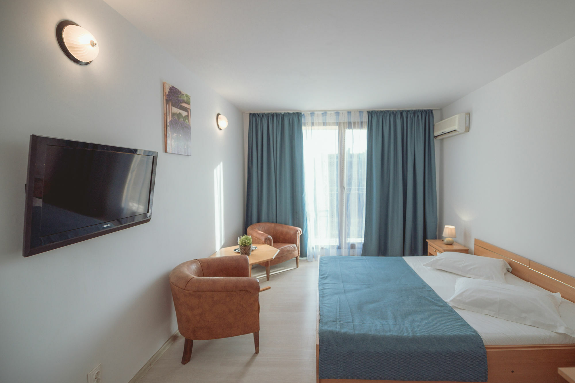 Q Hotel 넵툰 외부 사진